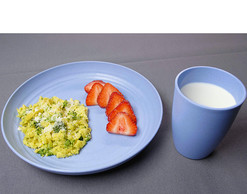 eggs and broccoli scramble, strawberries, milk