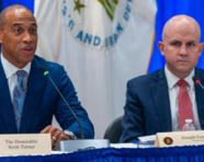 HUD Secretary Turner and EVP Joseph Gormley at the HUD Manufactured Housing Roundtable