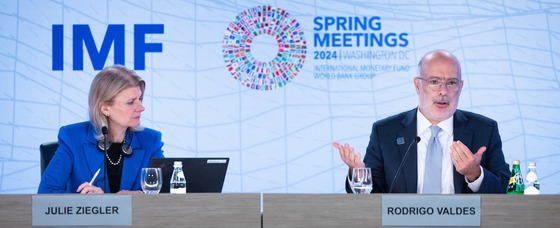 photo from IMF Western Hemisphere Regional Economic Outlook press briefing