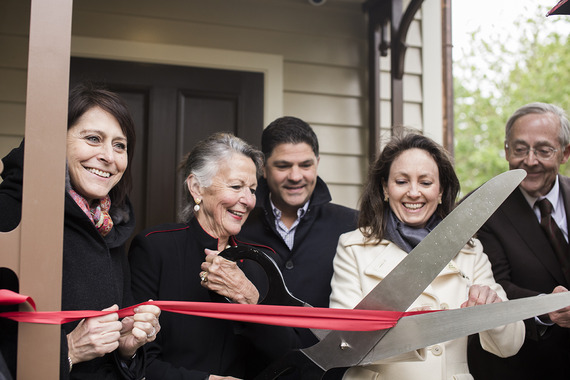 ribbon-cuttingphotobyJamesAutery-1-lowres