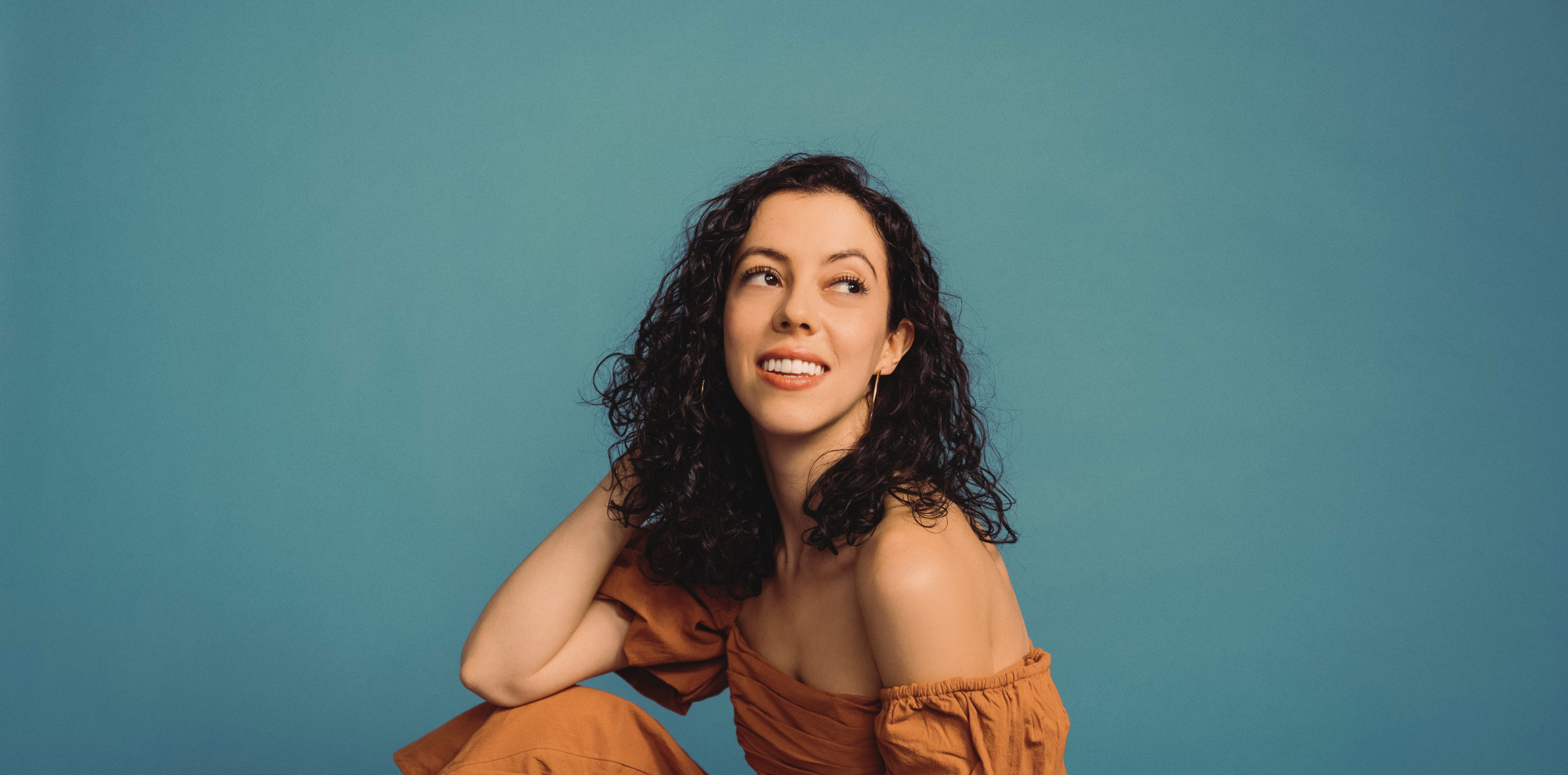 Sephardic Singer Lily Henley