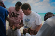 750x500-Ron-Hill-demonstrating-conch-tagging
