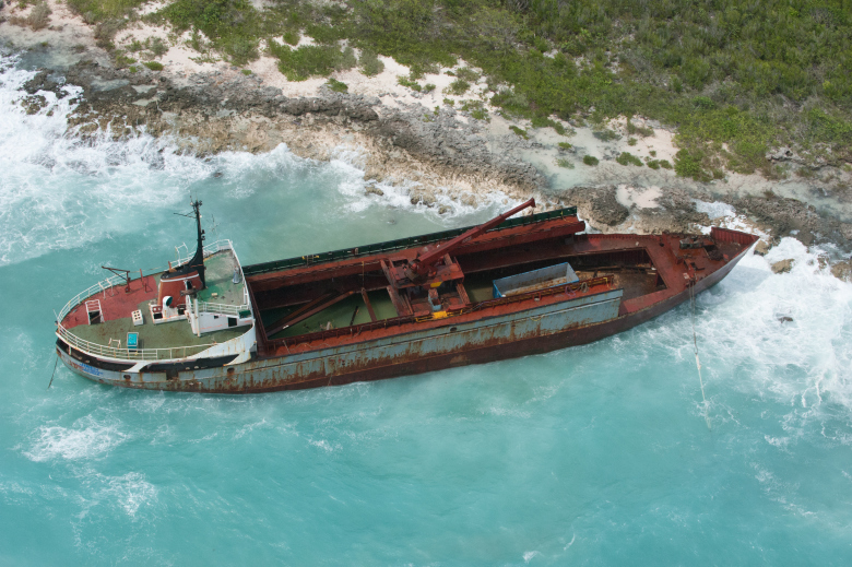 ship grounding 