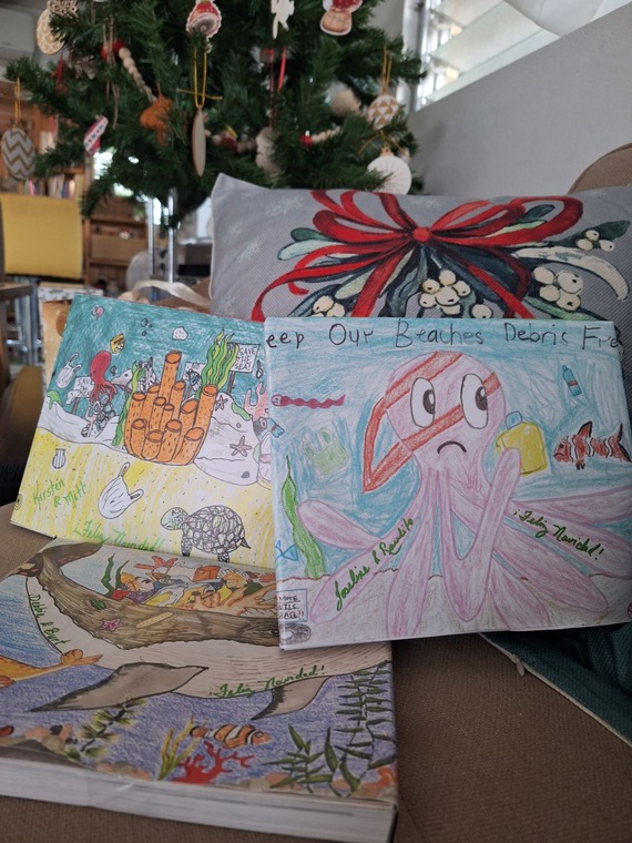 Wrapping with old calendars
