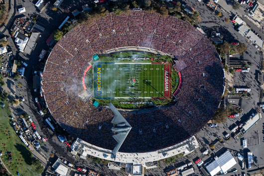 B2 flies over the Rose Bowl