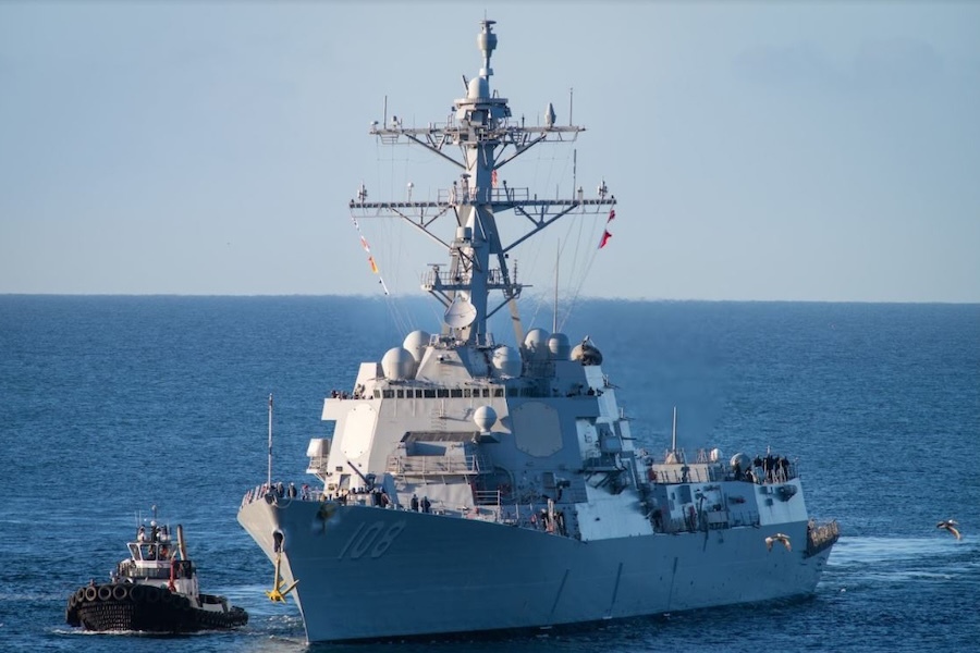 aegis destroyer USS Wayne Meyer