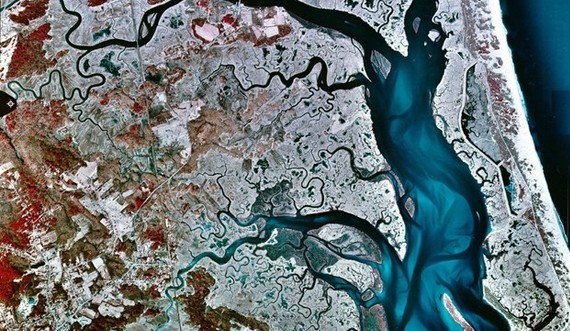 capacity of rivers to filter pollutants.