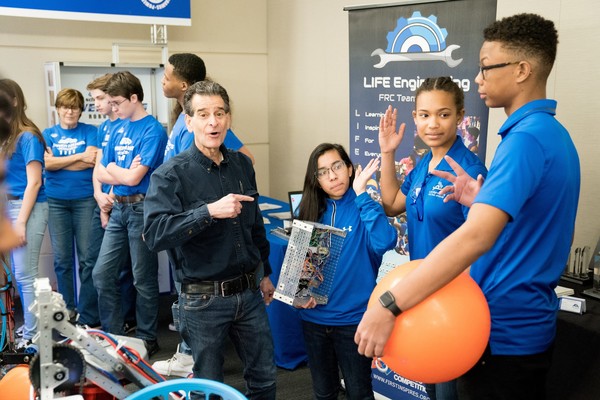Inventor Dean Kamen with students.