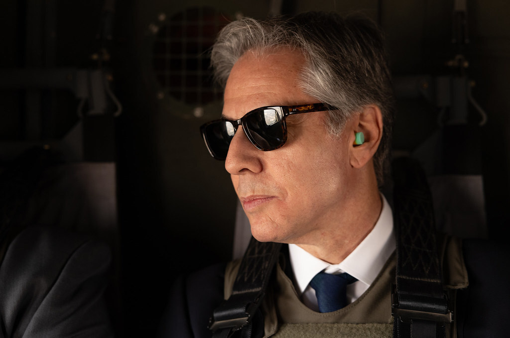 Secretary Antony J. Blinken flies in a helicopter to meet with Iraqi Prime Minister Mohammed Shia' Al Sudani in Baghdad, Iraq