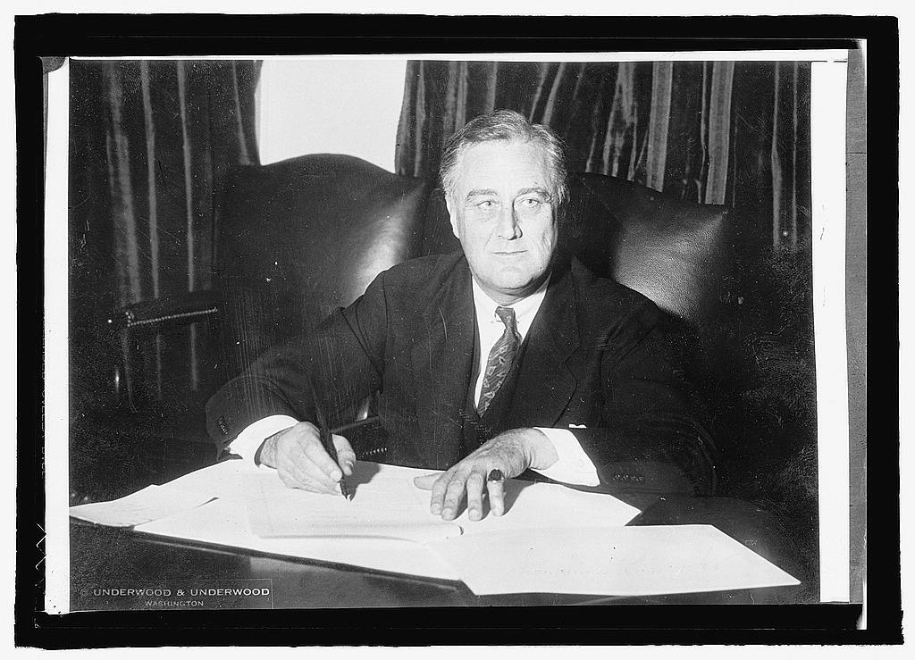 FDR sign beer bill