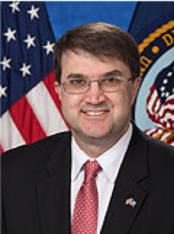 Official portrait of Department of Veterans Affairs Secretary Robert Wilkie