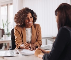 Woman meeting with an ACP mentor