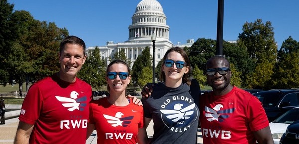 Group of Team RWB members in Washington, DC