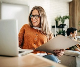 Woman adding more evidence to her Supplemental Claim