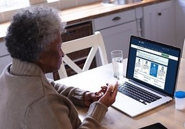 A Veteran using My HealtheVet to manage her diabetes 