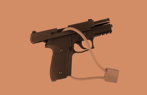 gun with safety lock