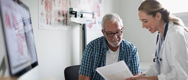 Doctor with patient.