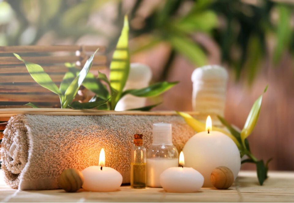 Candles, oils, and plants