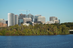 rosslyn skyline with potomac