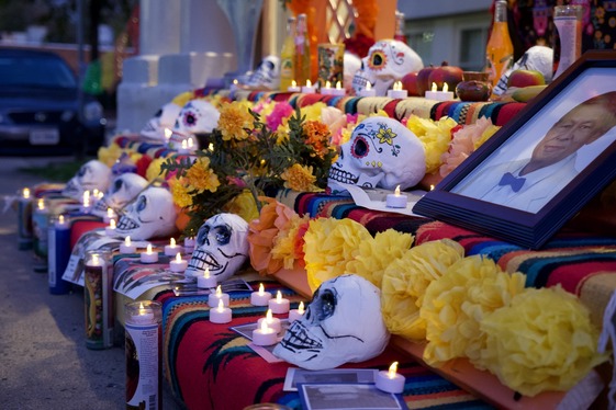 Dia de los Muertos ofrenda