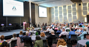 Picture of Senior Volunteer Hall of Fame attendees