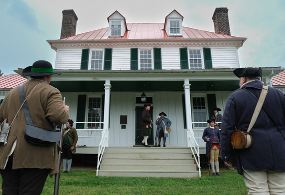 Reenactors portray Revolution-era soldiers at Chesterfield's historic Eppington