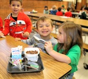Students eating breakfast