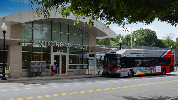 Shirlgton station stop