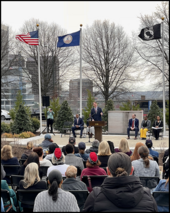 Gov Speaking at Women Veterans Ceremony