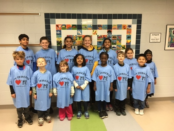 Students with Stenwood T-Shirts