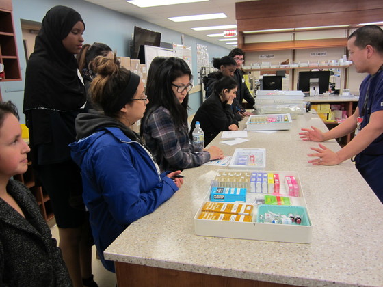 Students at INOVA Pharmacy
