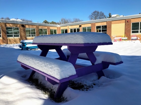 picnic table