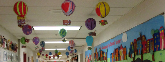 Photo of hot air balloon sculptures