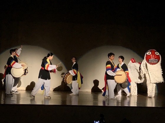 Korean Performance in Md