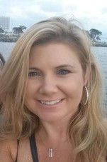 a photo of Stephanie Harris