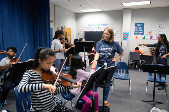 students working with wses strings teachers