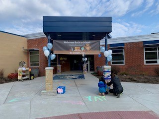 Decorating the school