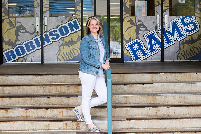 photo of teacher Jessica Csomay from Robinson SS
