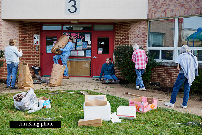 St. Matthews United Methodist Church parishioners involved in a schoolyard cleanup at Weyanoke Elementary School.