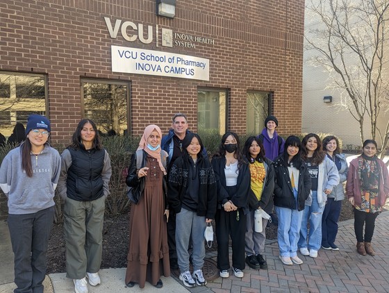 Pharmacy students at VCU/Inova Pharmacy