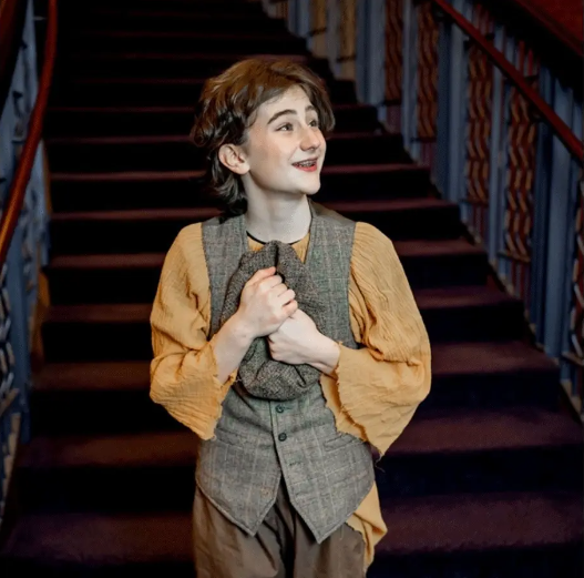 Student actor in Oliver