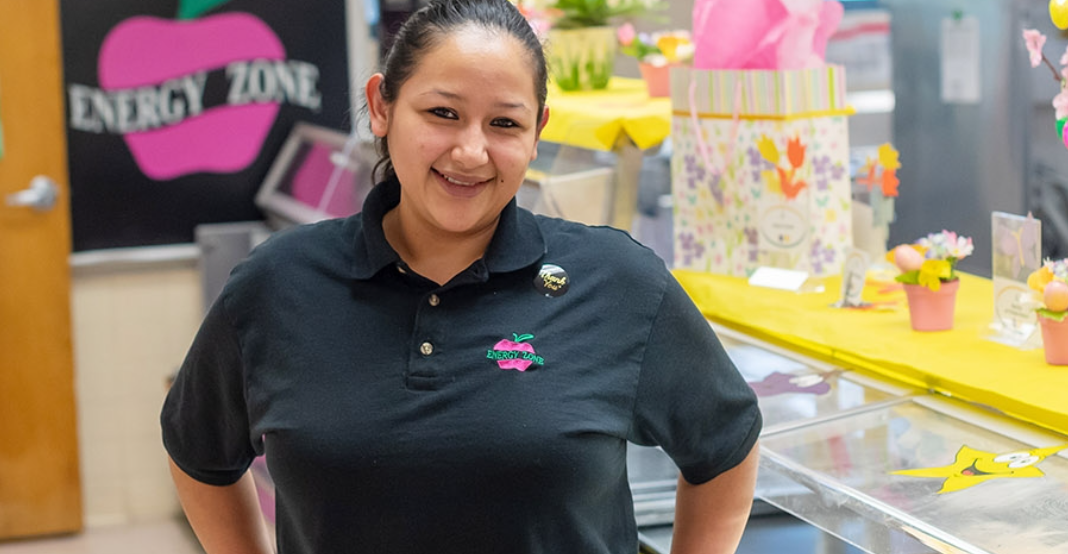 Food Service Worker in school cafeteria