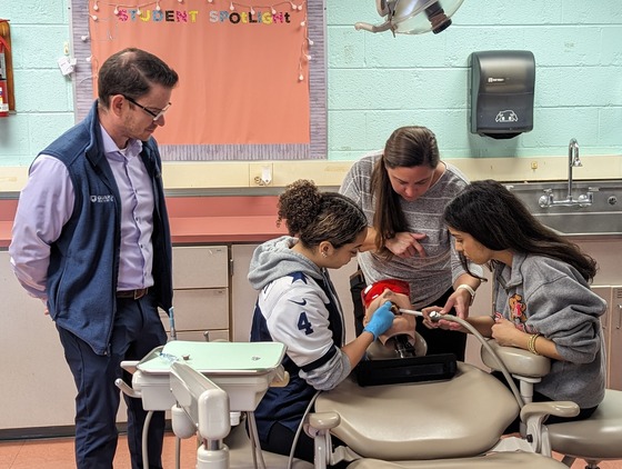 Dental students learn teeth cleaning