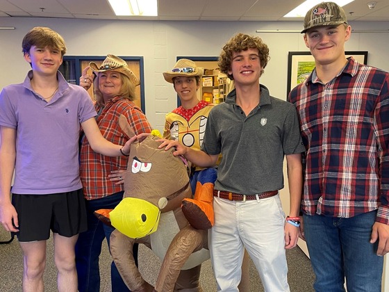 Country versus Country Club Theme