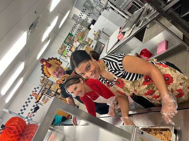 Thanksgiving Luncheon Hands on pictures 