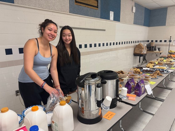 Student Leadership serves breakfast to staff