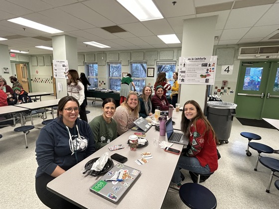 Woodburn Teachers eating breakfast 