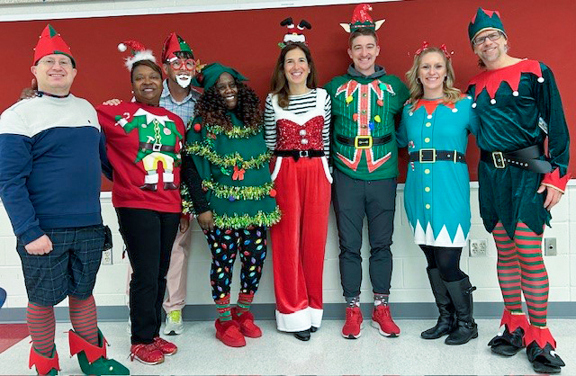 "Annta" with her elves