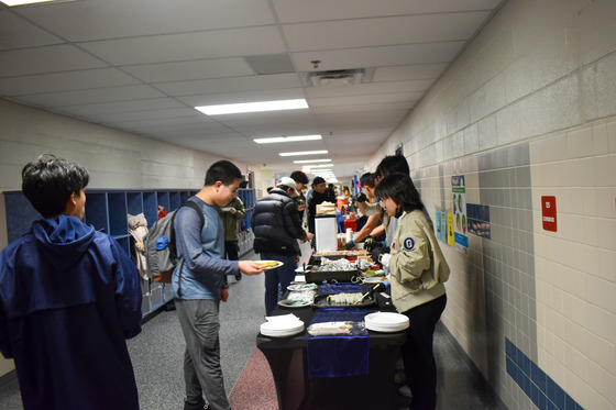 Students getting food at Taste of TJ