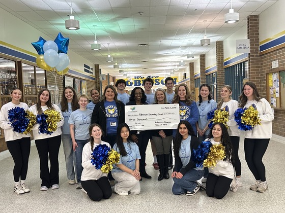 Robinson alum raise funds
